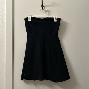 Sweetheart neckline black dress